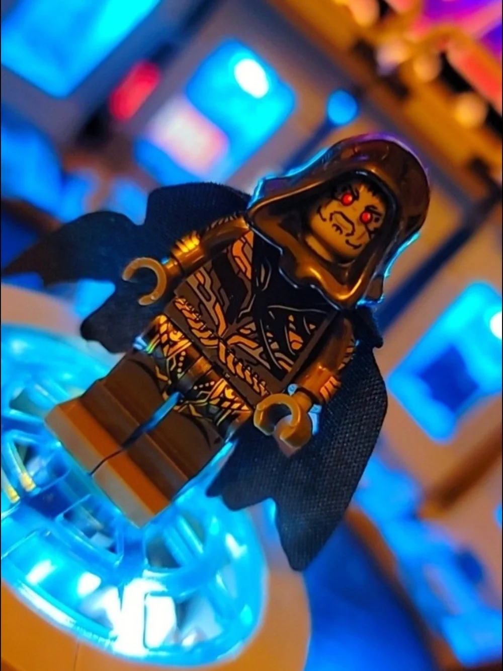 Corvus Glaive Minifigure Lego Compatible